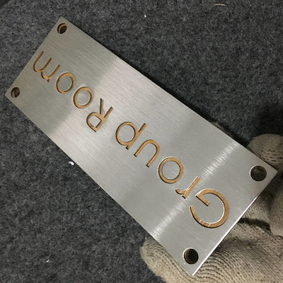 Büro-Raum-Namen-belichteten moderne Hausnummer-Zeichen nicht