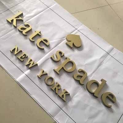 Laser 3d schnitt Acrylbuchstabe-Zeichen-Gold malte Seide aussortierten Geschäfts-Namen