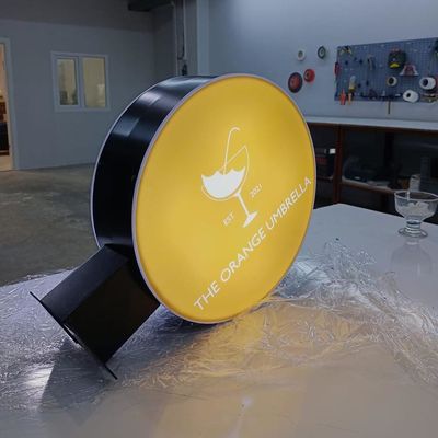 Restaurant-Café-versah Acrylleuchtkasten Signage-Doppeltes mit Seiten