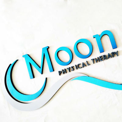 Laser 3d schnitt Acrylbuchstabe-Zeichen-Gold malte Seide aussortierten Geschäfts-Namen