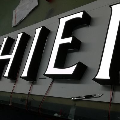 Wasserdichtes Zeichen-Alphabet Metall belichtetes 60HZ des Buchstabe-3D