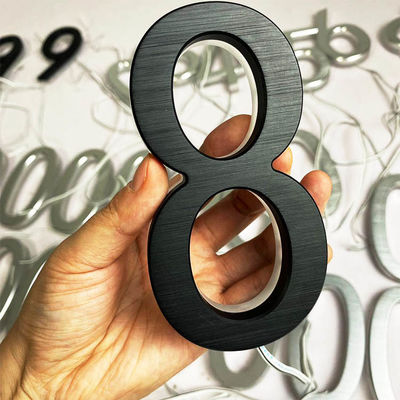 Buchstabe-Zeichen-Acrylsauerschwarzes der Werbungs-3D malte hintergrundbeleuchtetes 12cm Stärke