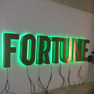 Errichtender RGB-Kanal-Buchstabe-Zeichen-Edelstahl belichtete