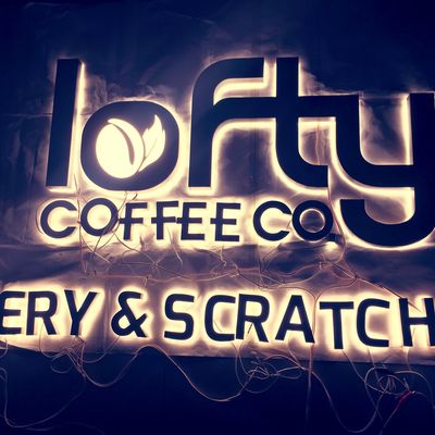 Harz-fertigten hintergrundbeleuchtete Kanal-acrylsauerbuchstaben gebürstetes chromiertes 12VDC besonders an