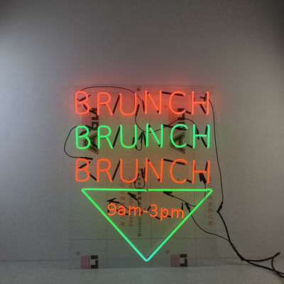 Geführte Wand-Berg-kundenspezifische Leuchtreklame 7.5KV-10KV