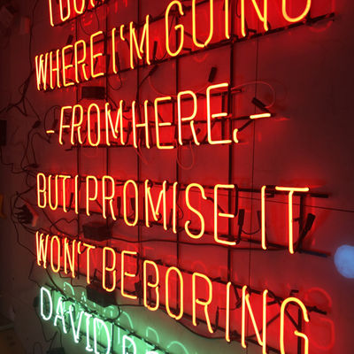 Geschäfts-Dekorations-Metallrahmen-helle Wort-Neonzeichen für Wand